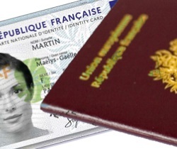 PASSEPORT/ CARTE IDENTITE